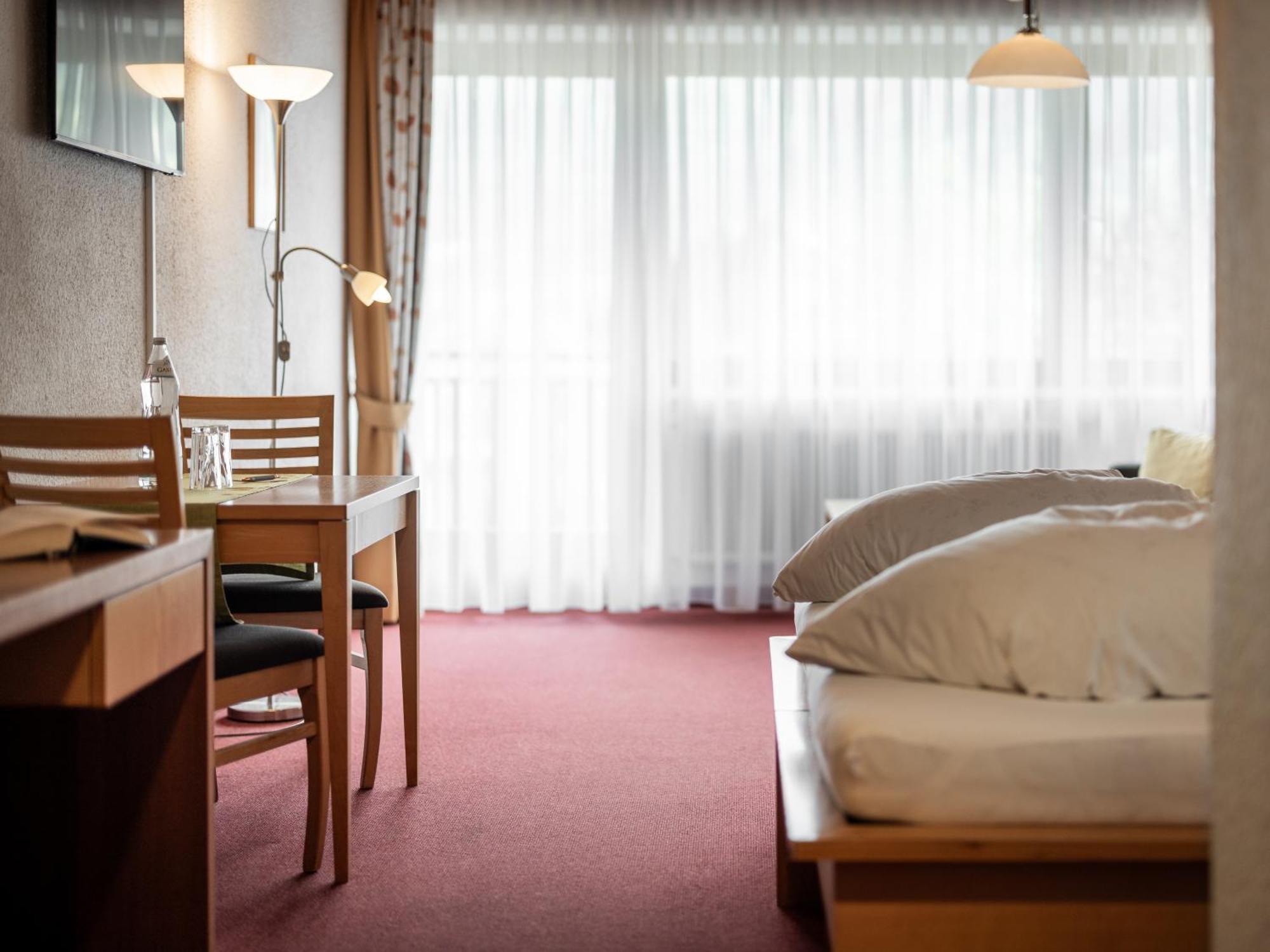 Hotel Engel 멜라우 외부 사진